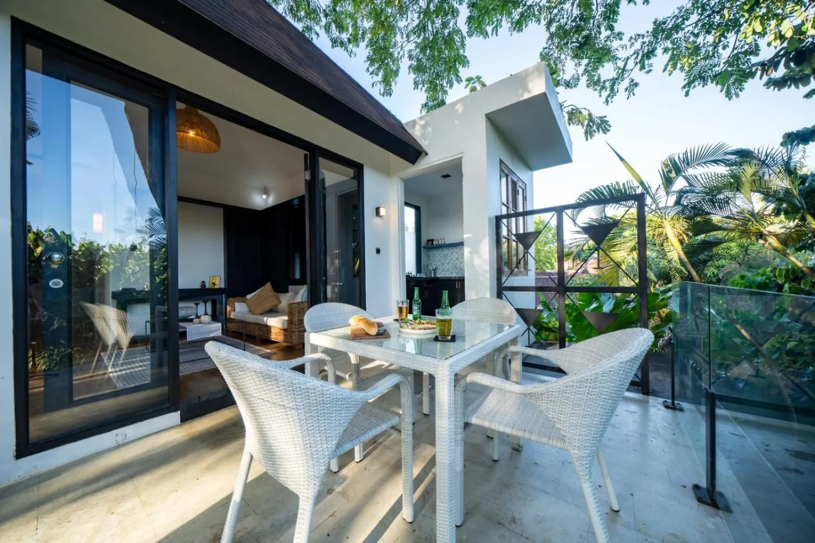 Hotel Martini Suite And Villa Kerobokan