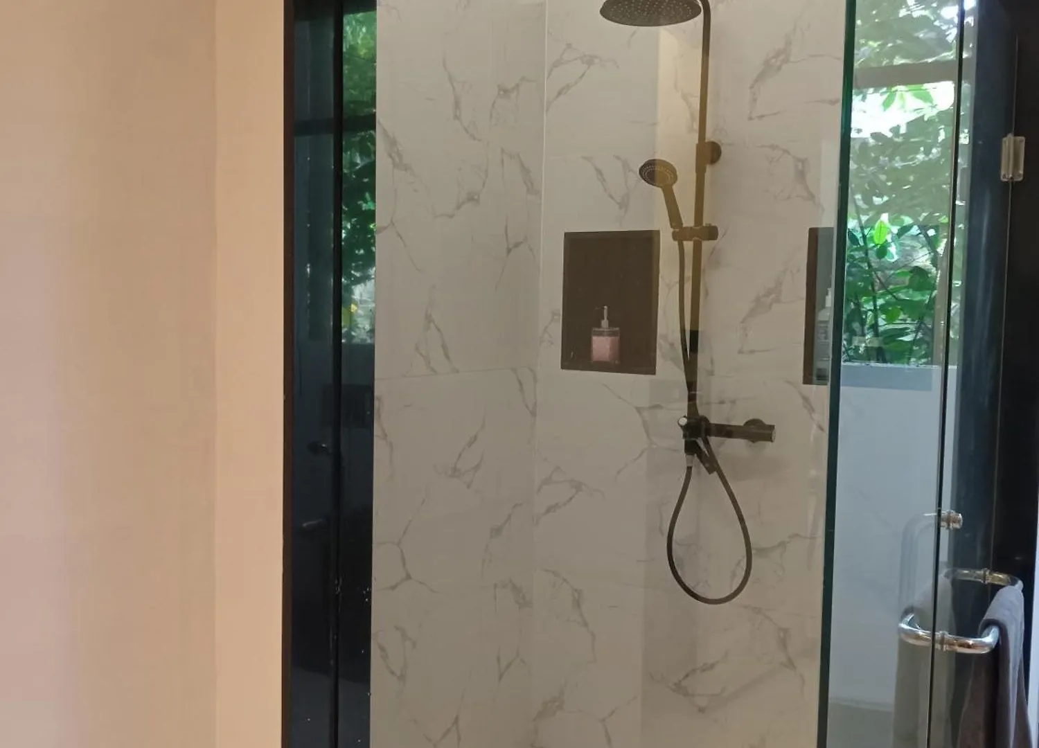 Martini Suite And Villa Kerobokan Endonezya