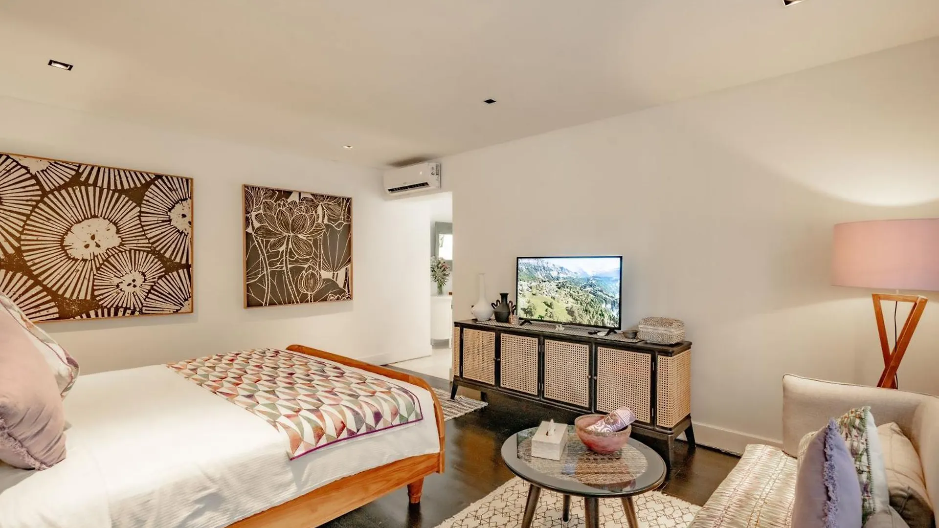 Hotel Martini Suite And Villa Kerobokan